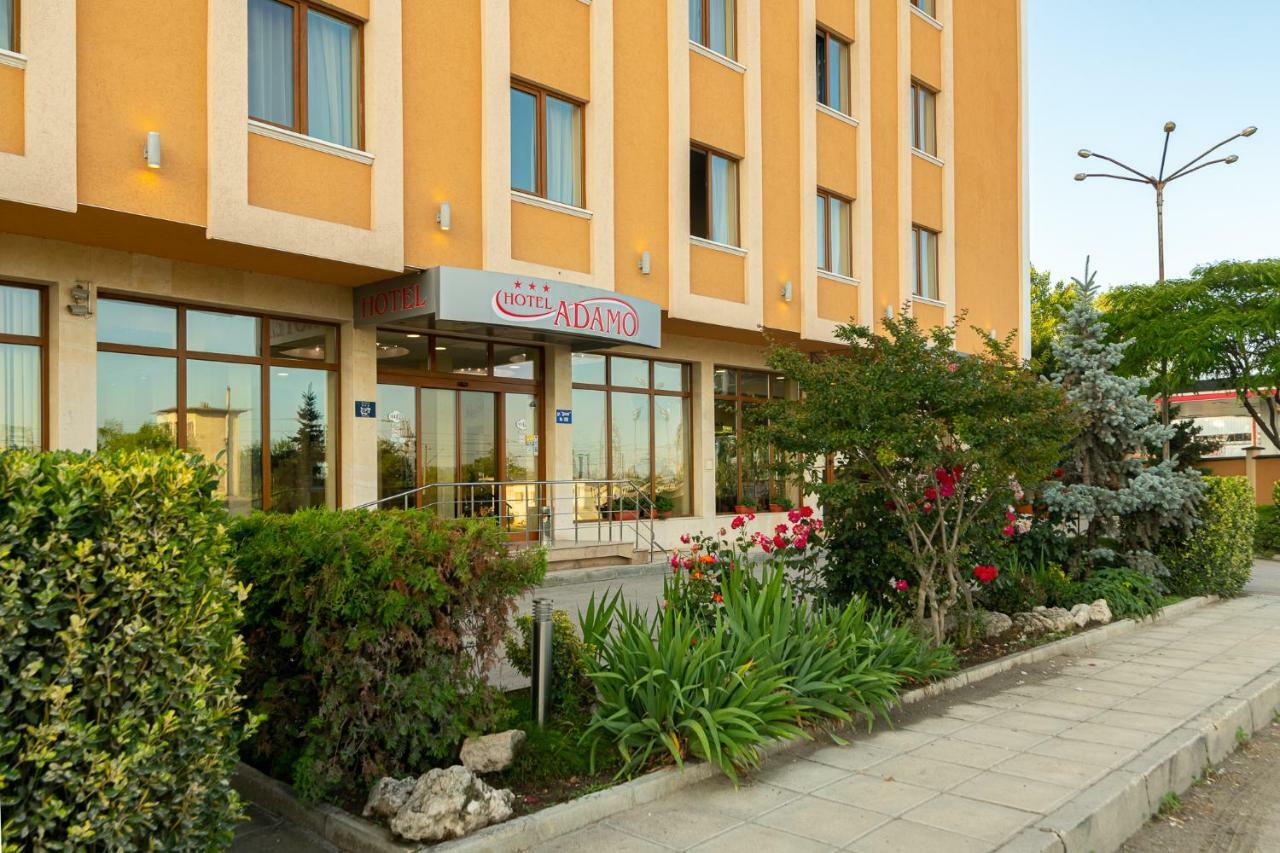 Adamo Hotel Varna Exterior photo